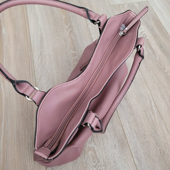 Nicole Miller New York Lavender Shoulder Bag | Beautiful Quality Handbag - Picture 3 of 7